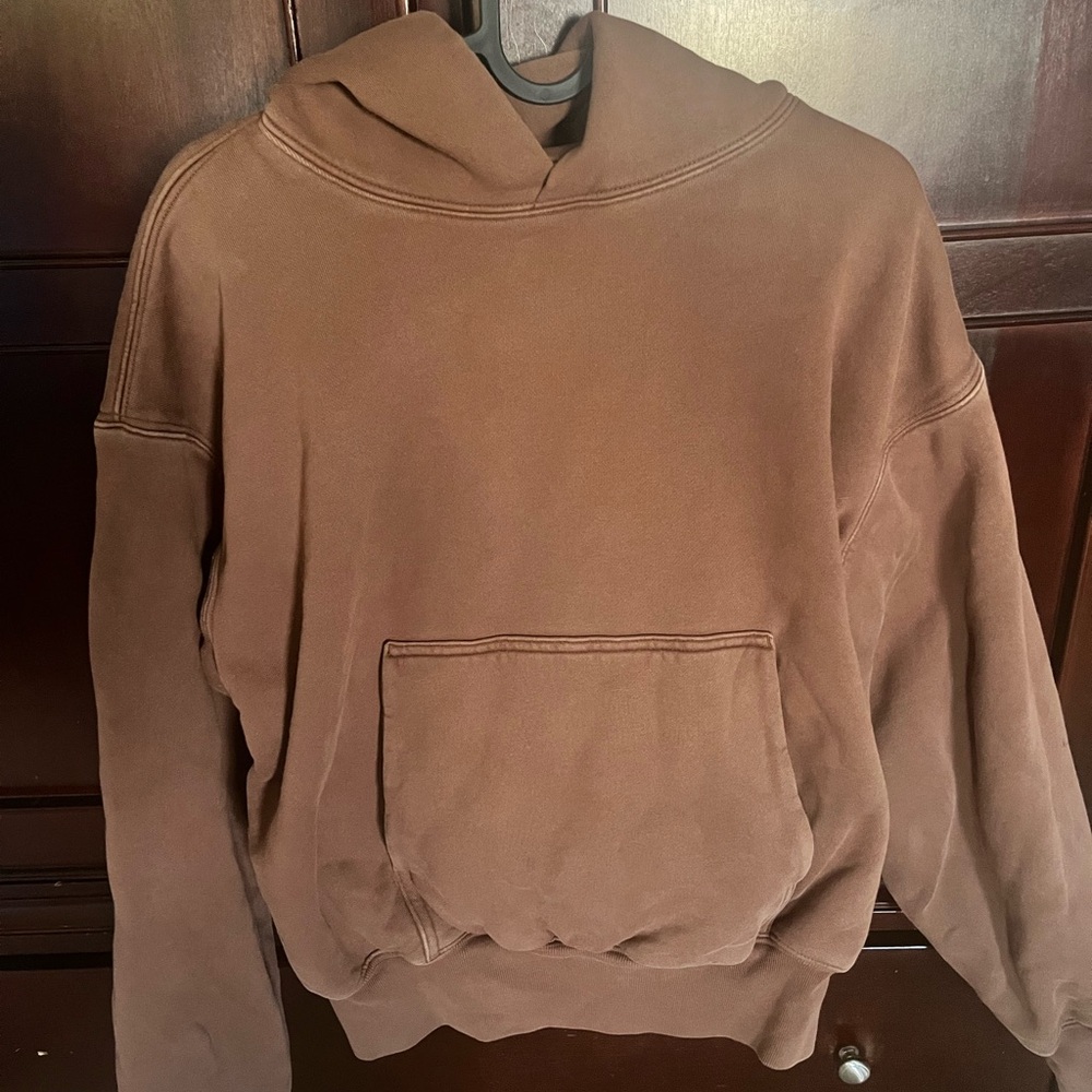 YZY Hoodie-Med